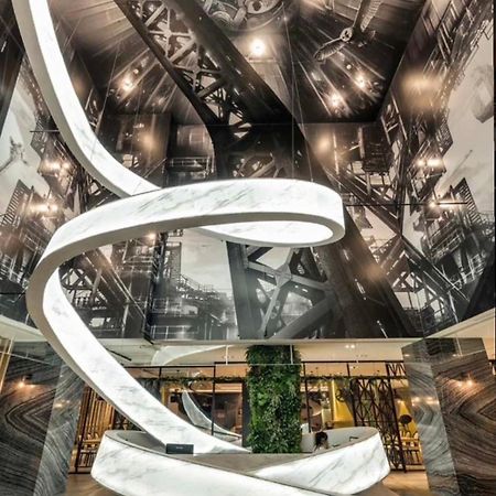 Ningcui Business Hotel Тайчжун Экстерьер фото